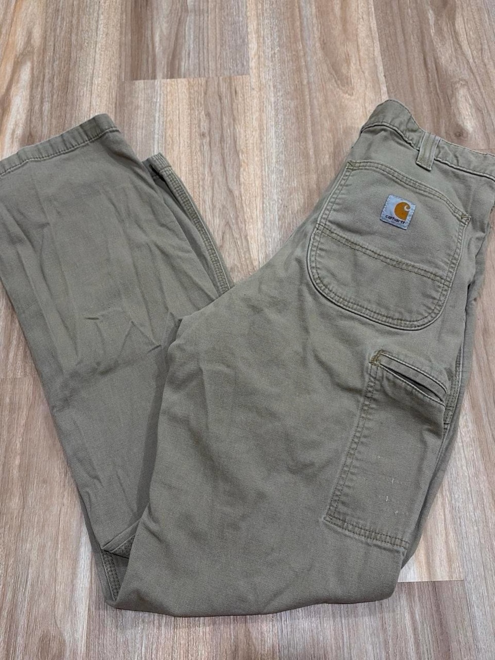 00s Tan Carhartt mens work pants.